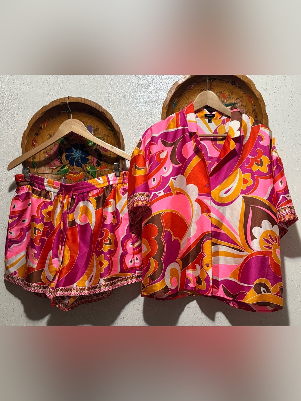 Express Pink & Orange Floral Two-Piece Shorts Set Size Large